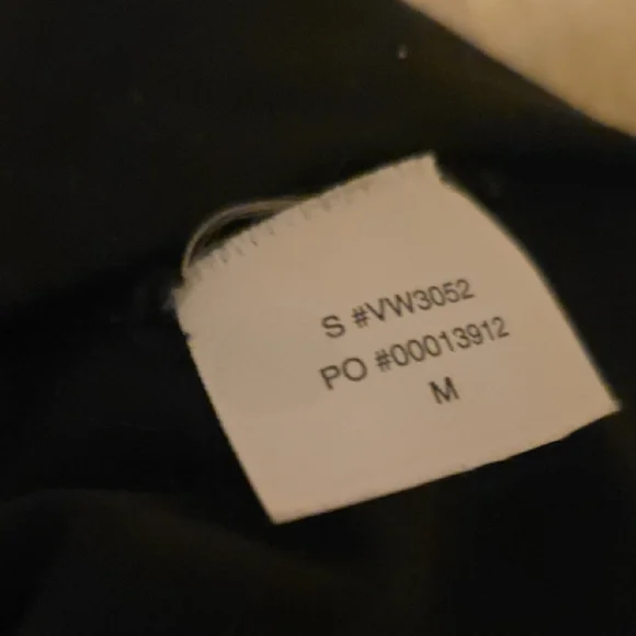 Vuori Women's Black Bike Shorts - Picture 5 of 6